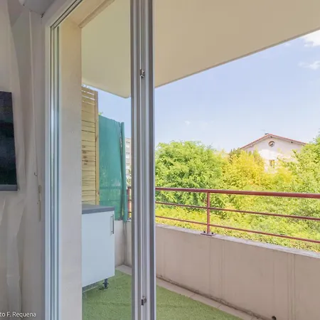 Zenbnb - Le Merlin - Near Switzerland - Private Parking *
